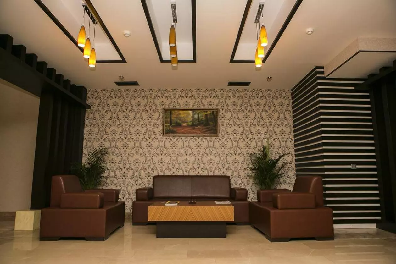 azalea_shabaviz (19).jpg